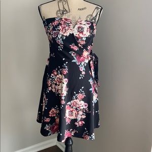 Jun Ivy Franccessca’s floral dress